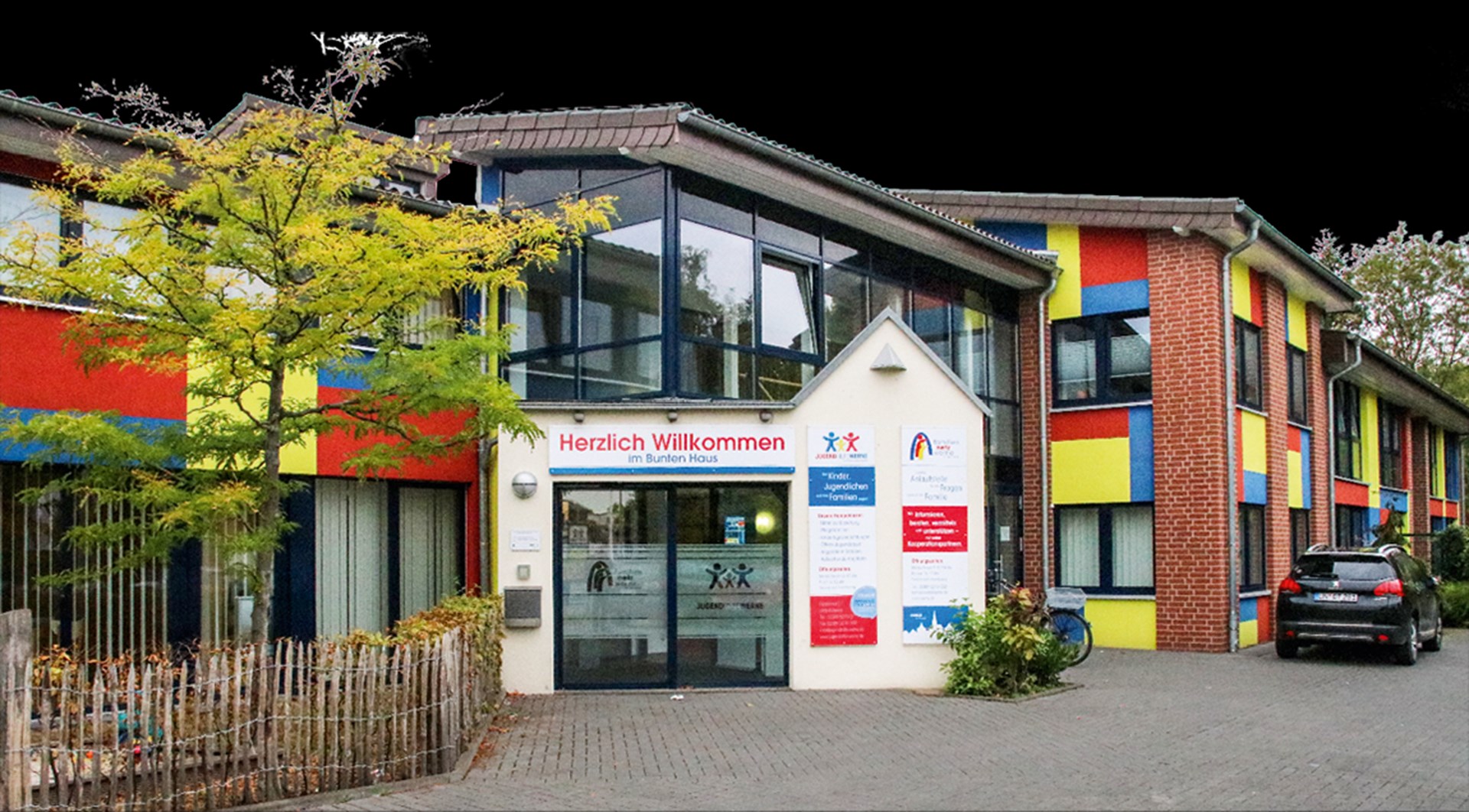 Das "Bunte Haus" der Jugendhilfe Werne in der Frontansicht